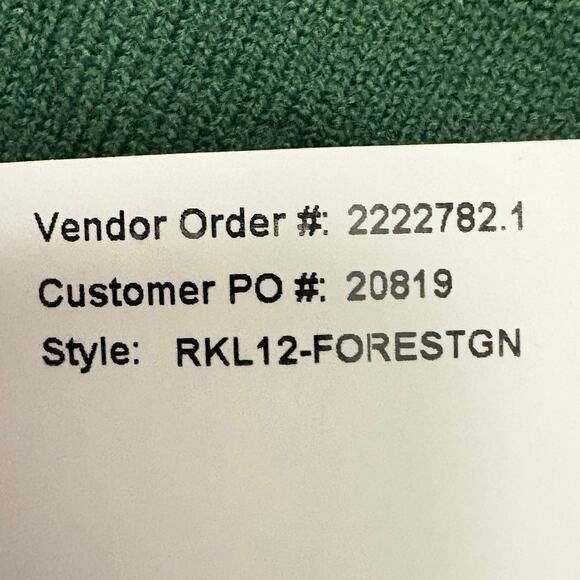 CapAmerica Rugby Ice Hawks Hockey Pom Beanie Green Gray Knit Hat NWT Winter ❄️ - Picture 6 of 6